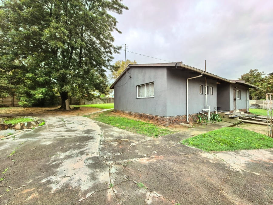 5 Bedroom Property for Sale in Sasolburg Ext 1 Free State